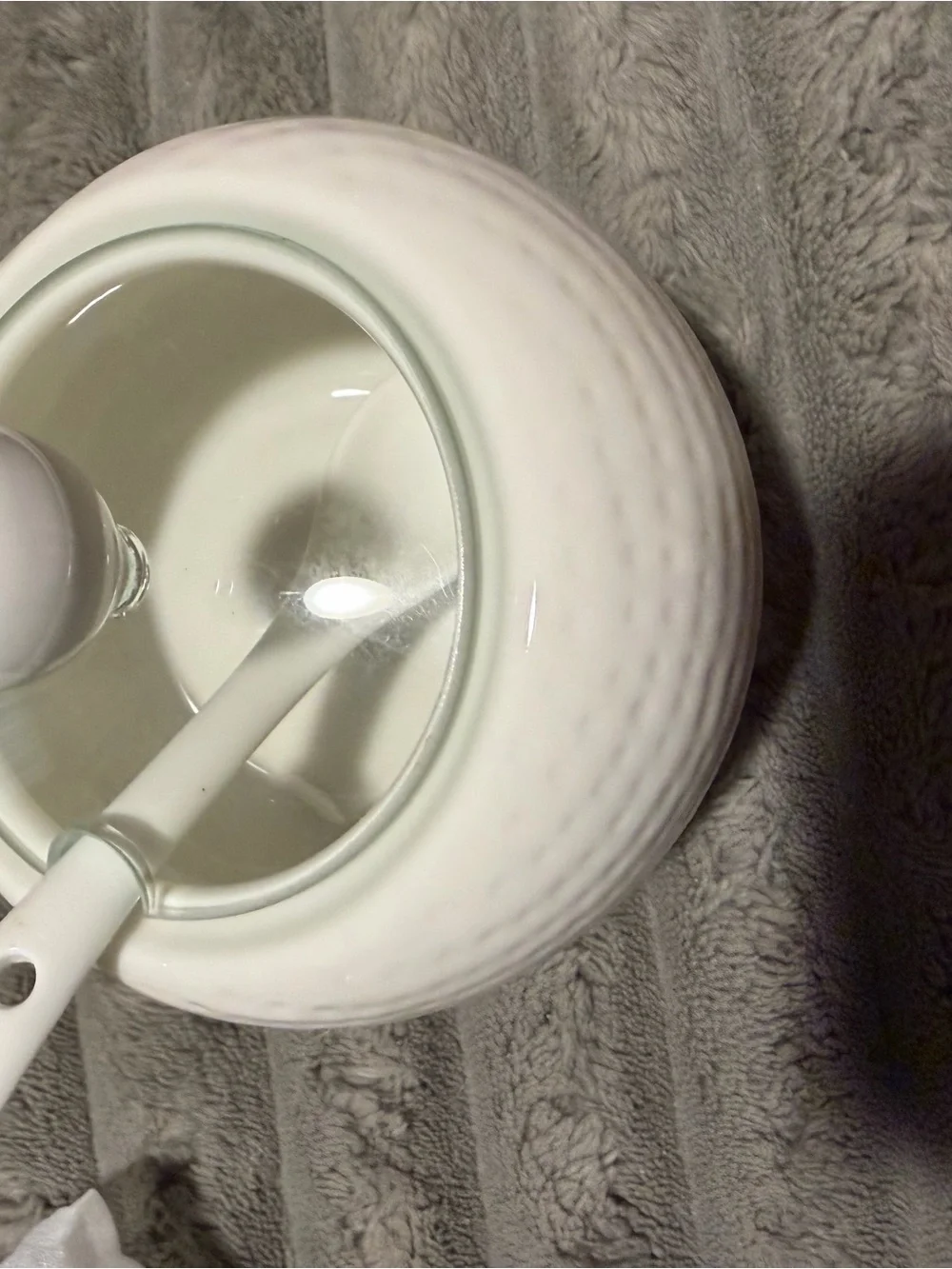 Ceramic White Sugar Bowl with Spoon and Lid - Elegant Home Kitchen Accessory
